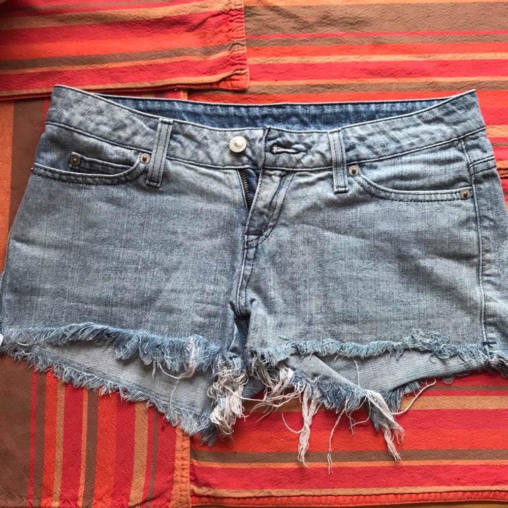 Cutoff jean shorts